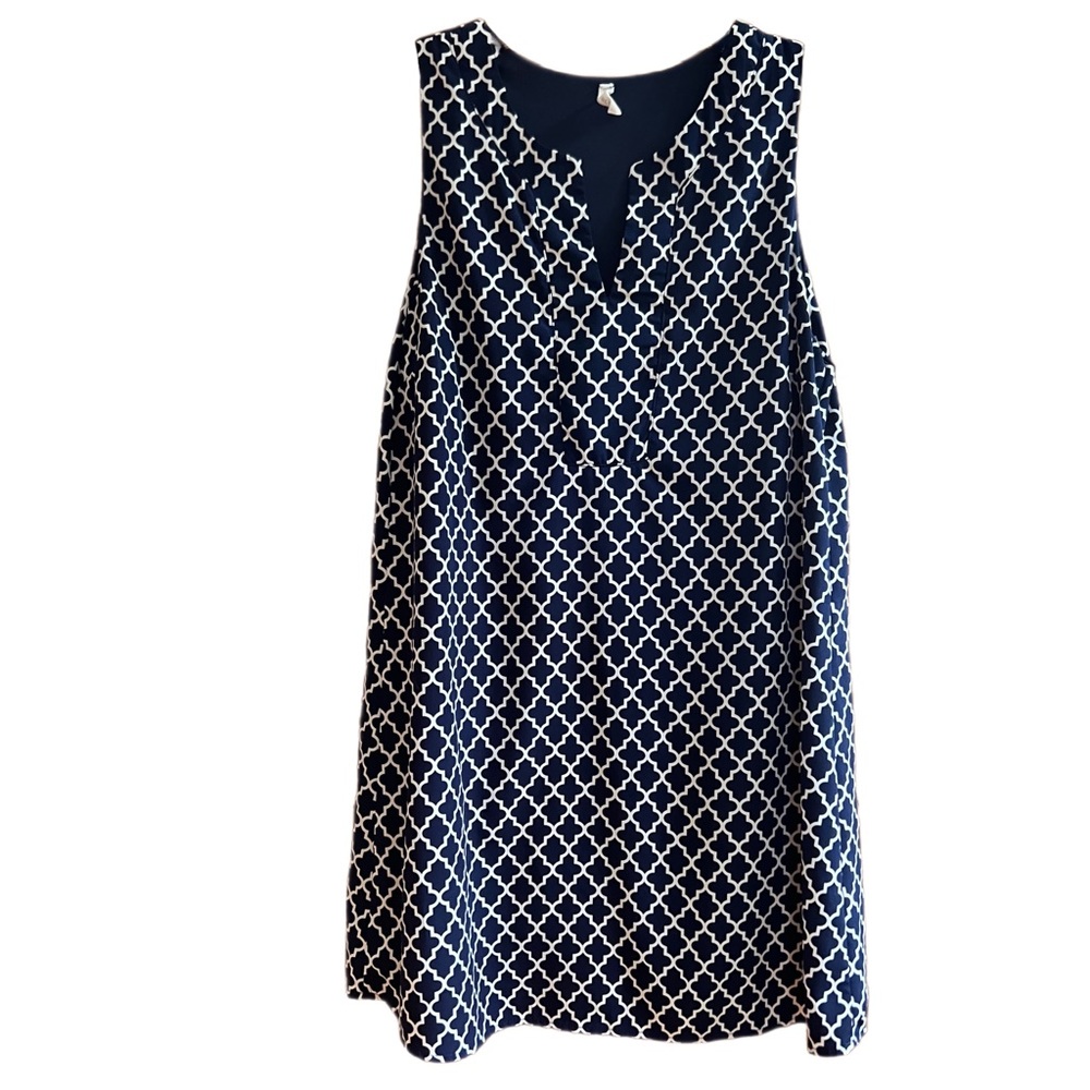 Pink Blush Navy Sleeveless Dress - Medium